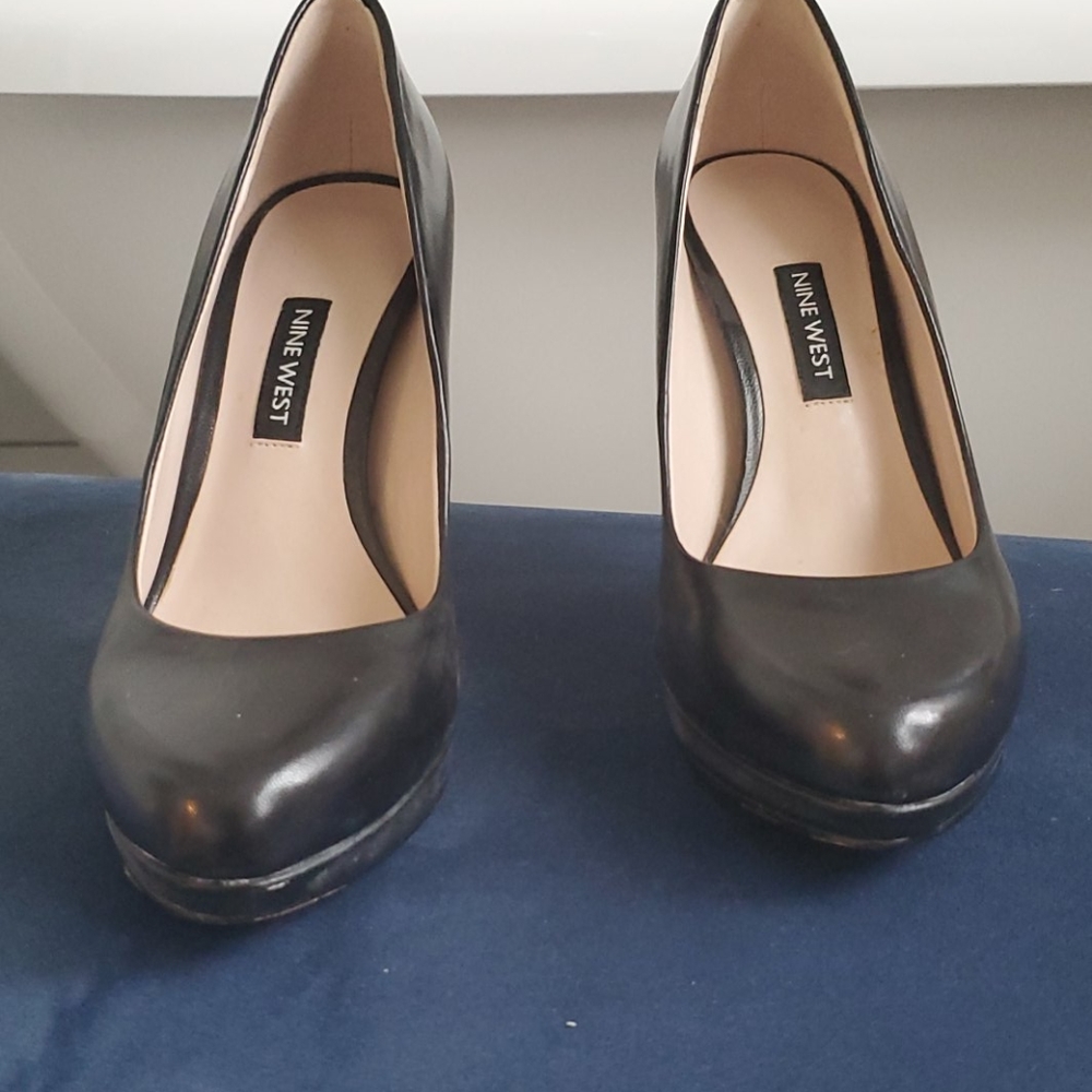 High heels - Picture 2 of 4